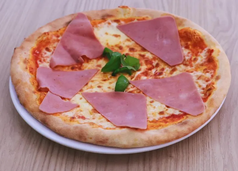 Pizza met ham