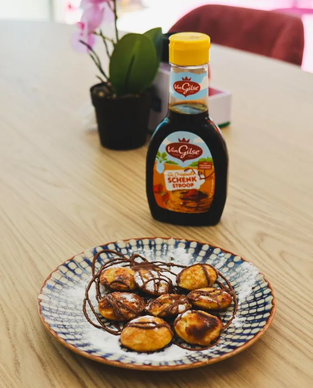 Poffertjes met chocoladesaus